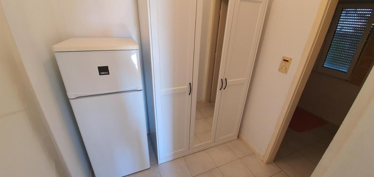 Apartmani Mira Vodice Exteriör bild