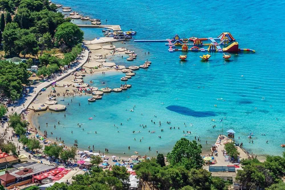 Apartmani Mira Vodice Exteriör bild