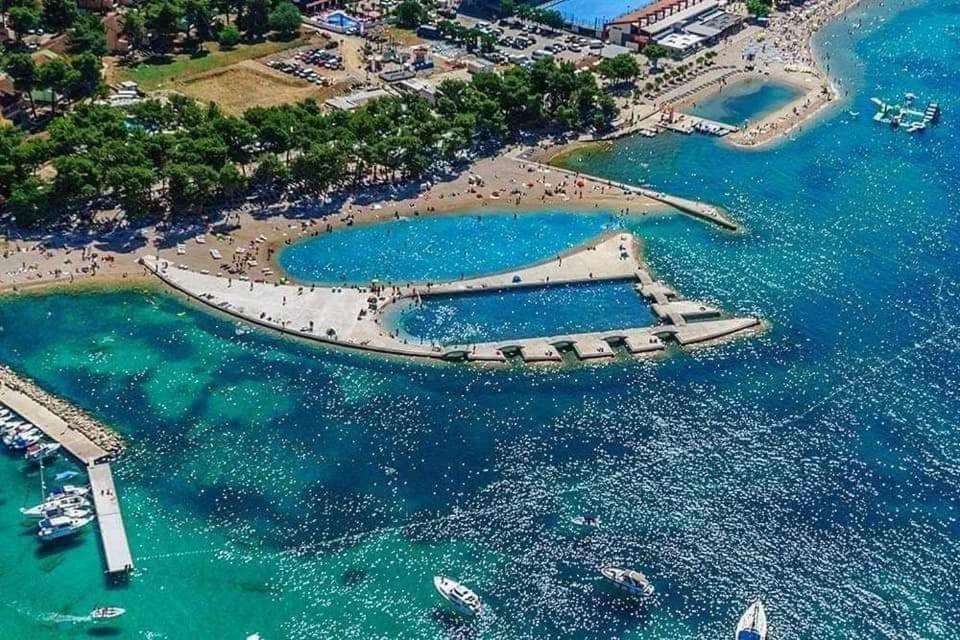 Apartmani Mira Vodice Exteriör bild