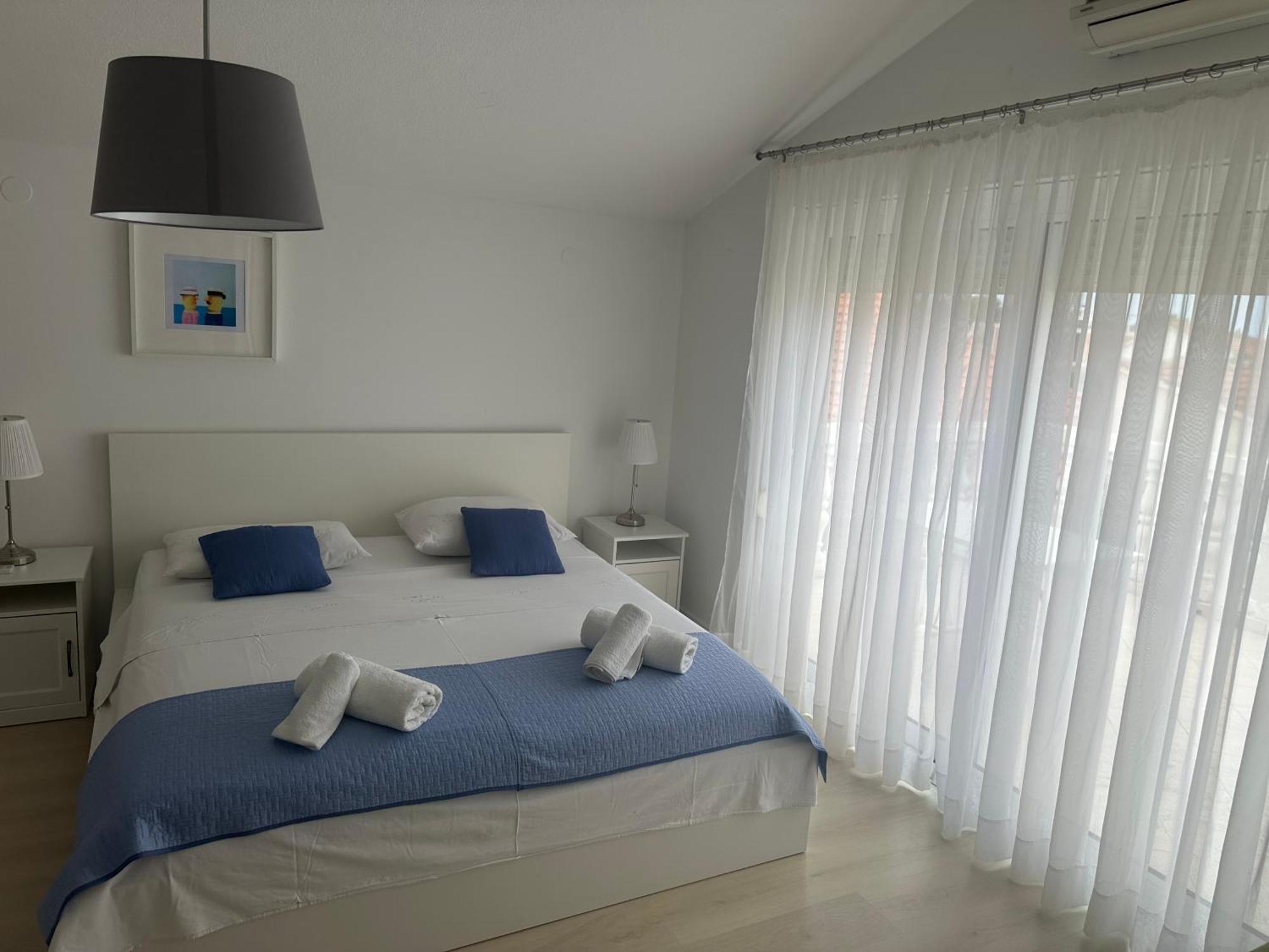 Apartmani Mira Vodice Exteriör bild
