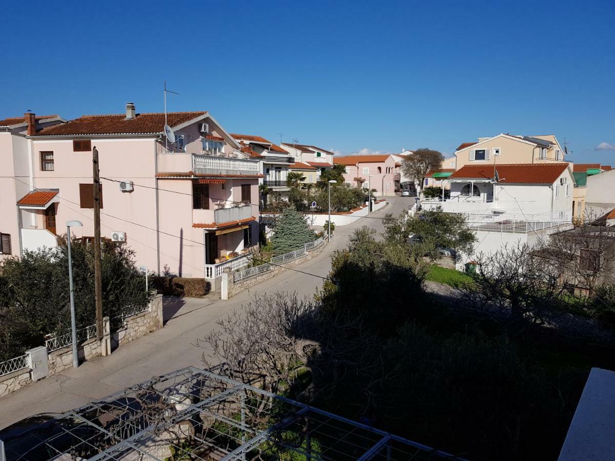 Apartmani Mira Vodice Exteriör bild