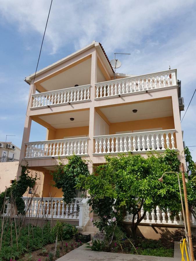 Apartmani Mira Vodice Exteriör bild